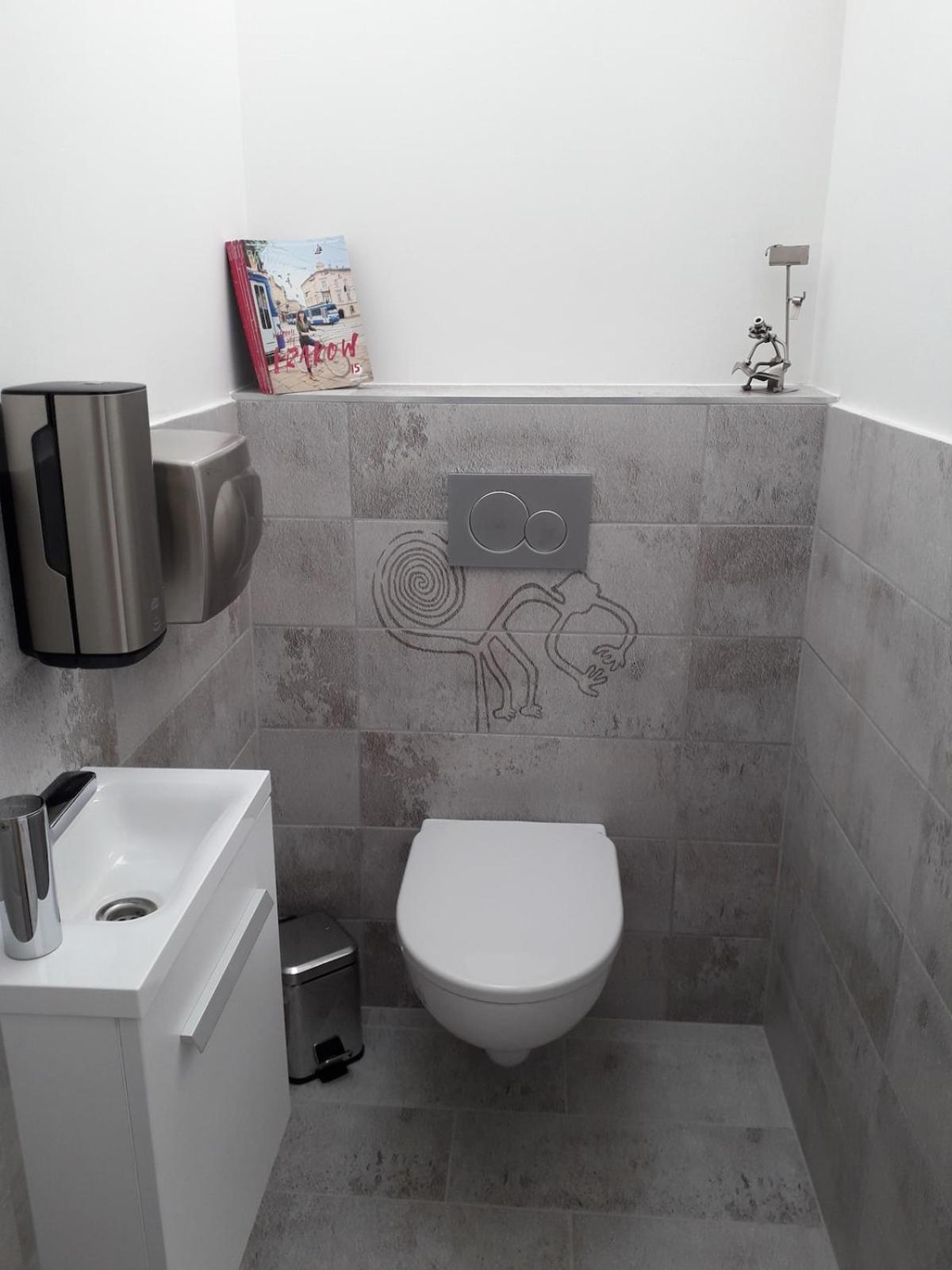 8X8 Tetoter Apartman Сегед Экстерьер фото